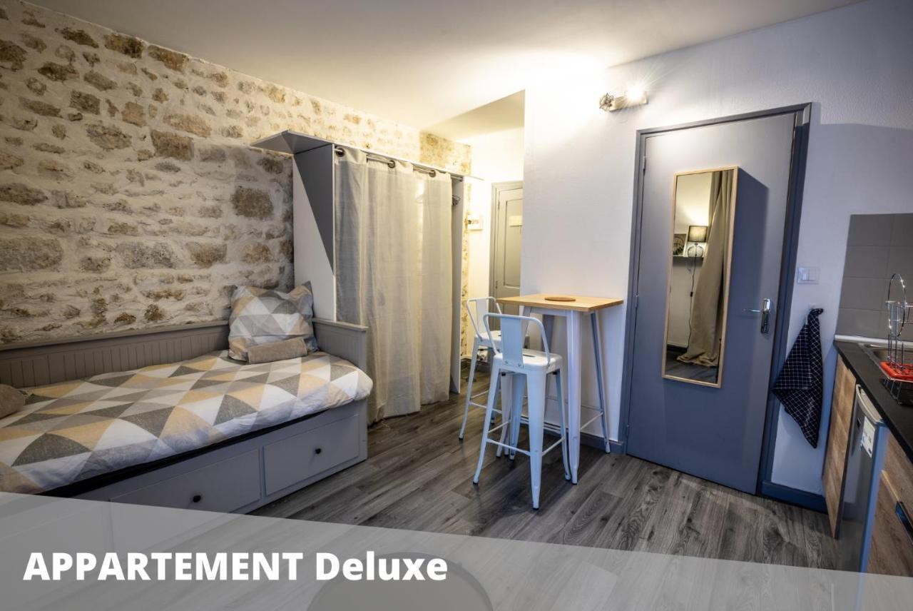 Les De Blossac Apartment